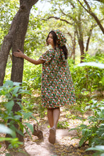 Load image into Gallery viewer, Clementine