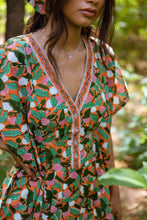 Load image into Gallery viewer, Clementine