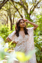 Load image into Gallery viewer, Daisy