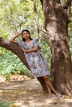 Load image into Gallery viewer, Vinca