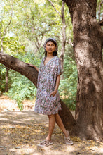 Load image into Gallery viewer, Vinca