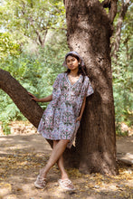 Load image into Gallery viewer, Vinca