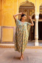 Load image into Gallery viewer, Sayali