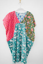 Load image into Gallery viewer, Dharatee Tunic
